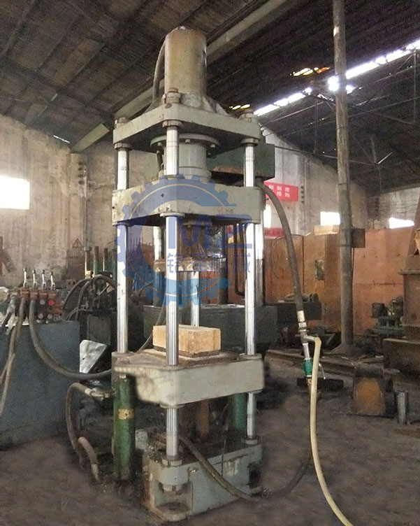 泥炭育苗營(yíng)養(yǎng)塊壓餅機(jī)